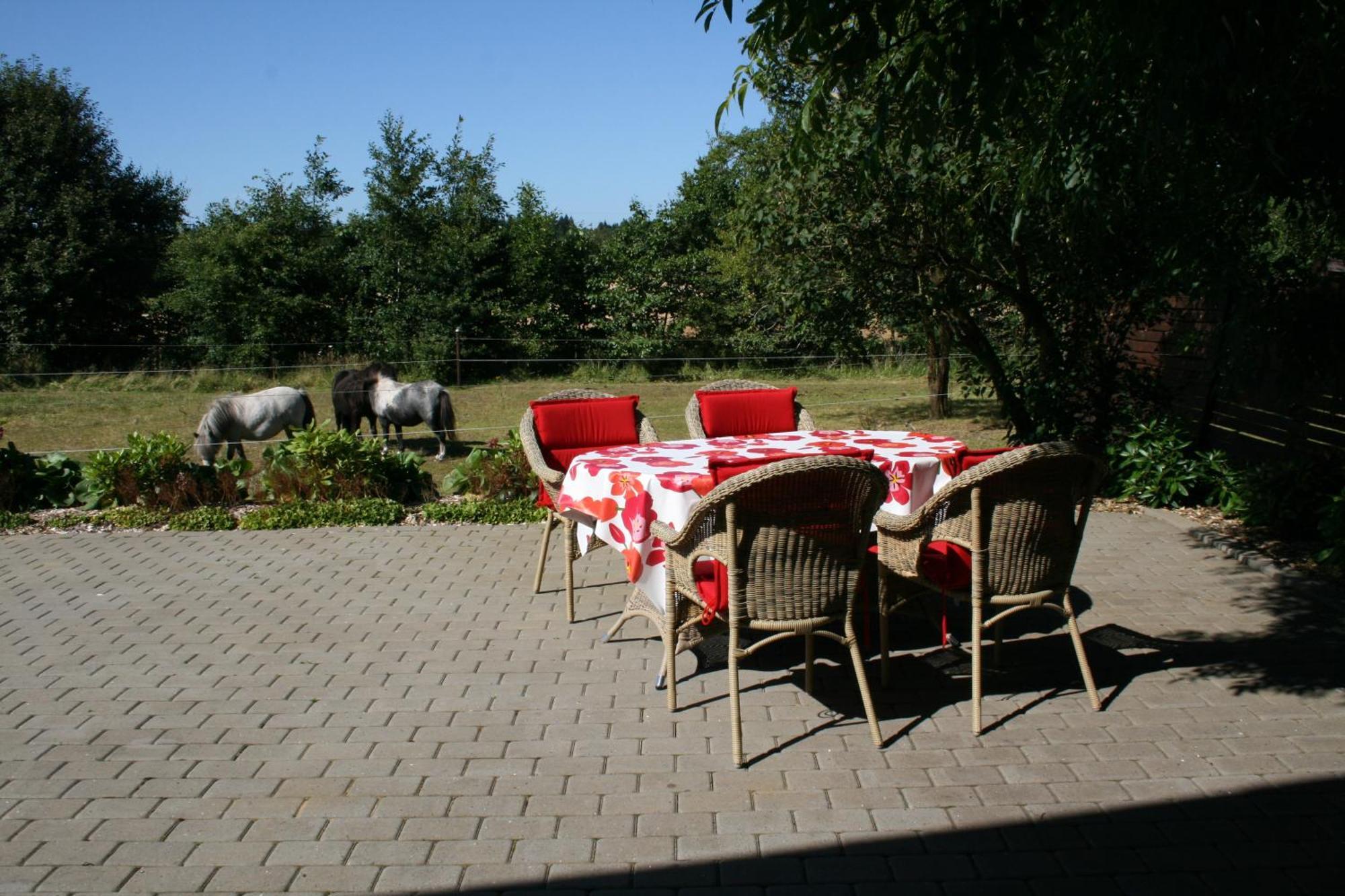 Sov Godt I Arnborg Bed & Breakfast ภายนอก รูปภาพ